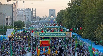 جمهوری اسلامی: مهمانی۱۰کیلومتری غدیر و بنیادهایی که روی فقر سرپوش می‌گذارند!