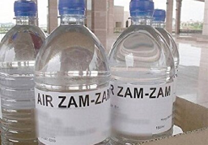 چرا امسال حاجیان اجازه آوردن آب زمزم ندارند؟