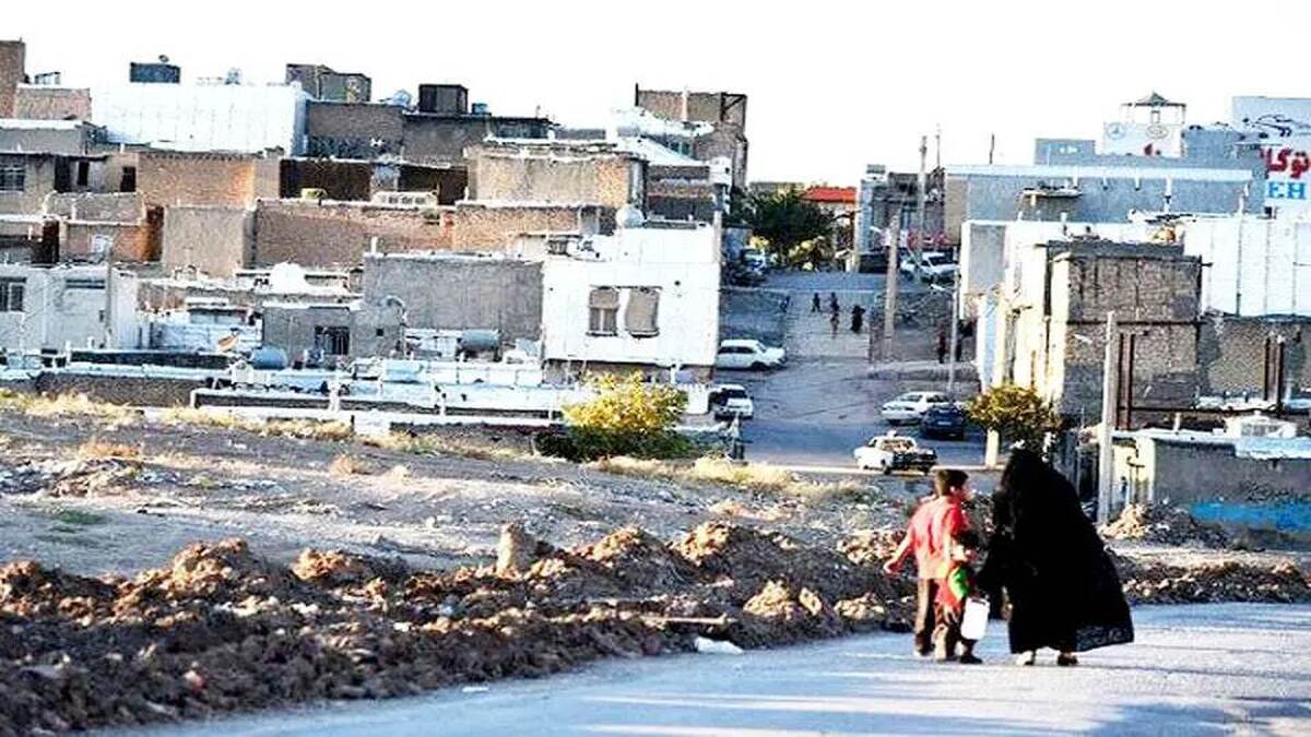 ایران در سراشیبی فقر ایران در سراشیبی فقر