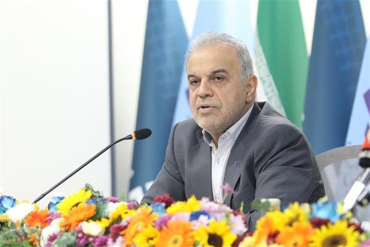 پیشفروش ارز برای تأمین مالی طرحهای توسعهای آغاز شد پیشفروش ارز برای تأمین مالی طرحهای توسعهای آغاز شد