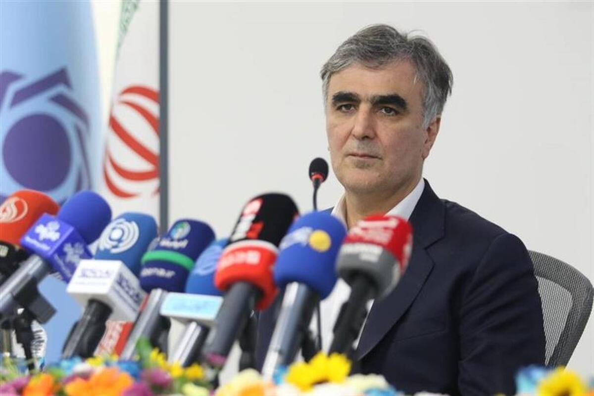 امسال ۳ میلیارد دلار از طریق تالار «پیش فروش ارز» تامین مالی میشود امسال ۳ میلیارد دلار از طریق تالار «پیش فروش ارز» تامین مالی میشود