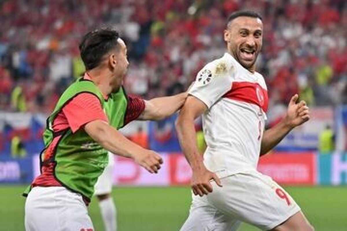 توافق پرسپولیس با توسون پاشا توافق پرسپولیس با توسون پاشا