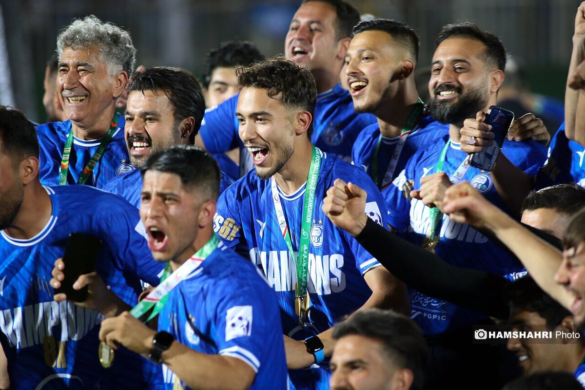 استقلال از بمب نقل و انتقالاتش رونمایی کرد/ چهار خارجی در راه استقلال استقلال از بمب نقل و انتقالاتش رونمایی کرد/ چهار خارجی در راه استقلال
