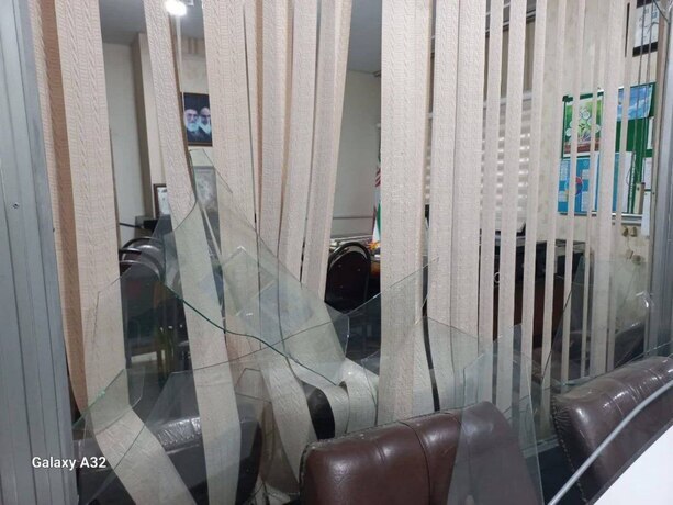 دبیرستان دخترانه تهران پس از حمله اسراییل به تهران+ عکس