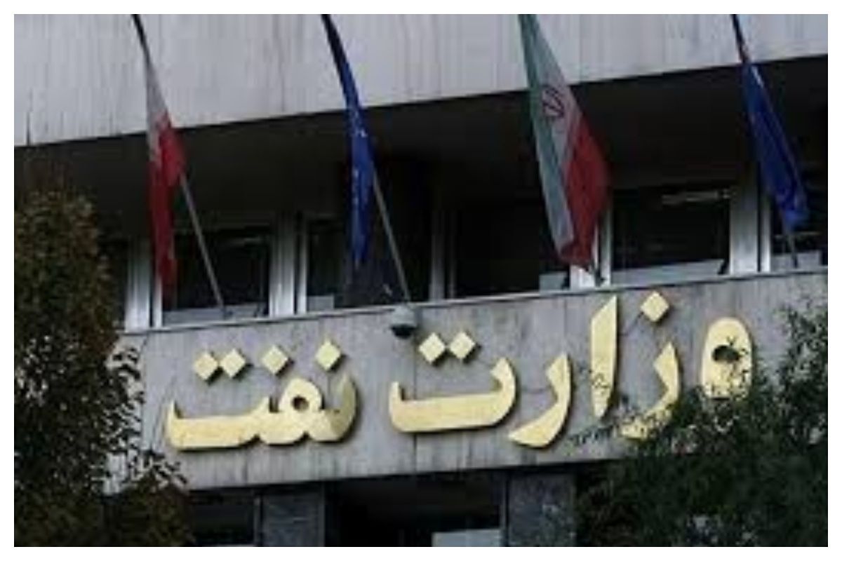 آتش انبار نفت شهران و مخزن سوخت جنوب تهران تحت کنترل است آتش انبار نفت شهران و مخزن سوخت جنوب تهران تحت کنترل است