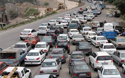 ترافیک سنگین در خروجی تهران / این جاده‌ها قفل شدند