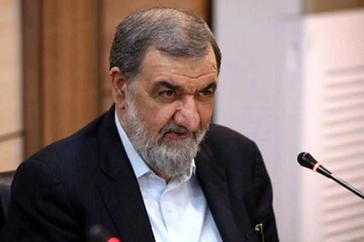 محسن رضایی: غافلگیری شگفت‌انگیزی در راه است/ هنوز هیچکدام از سلاح‌های خود را رو نکرده‌ایم