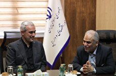 خدمت‌رسانی به مردم باقوت بیشتر ادامه دارد/ عزم وزارت اقتصاد برای پیشبرد اهداف اقتصادی