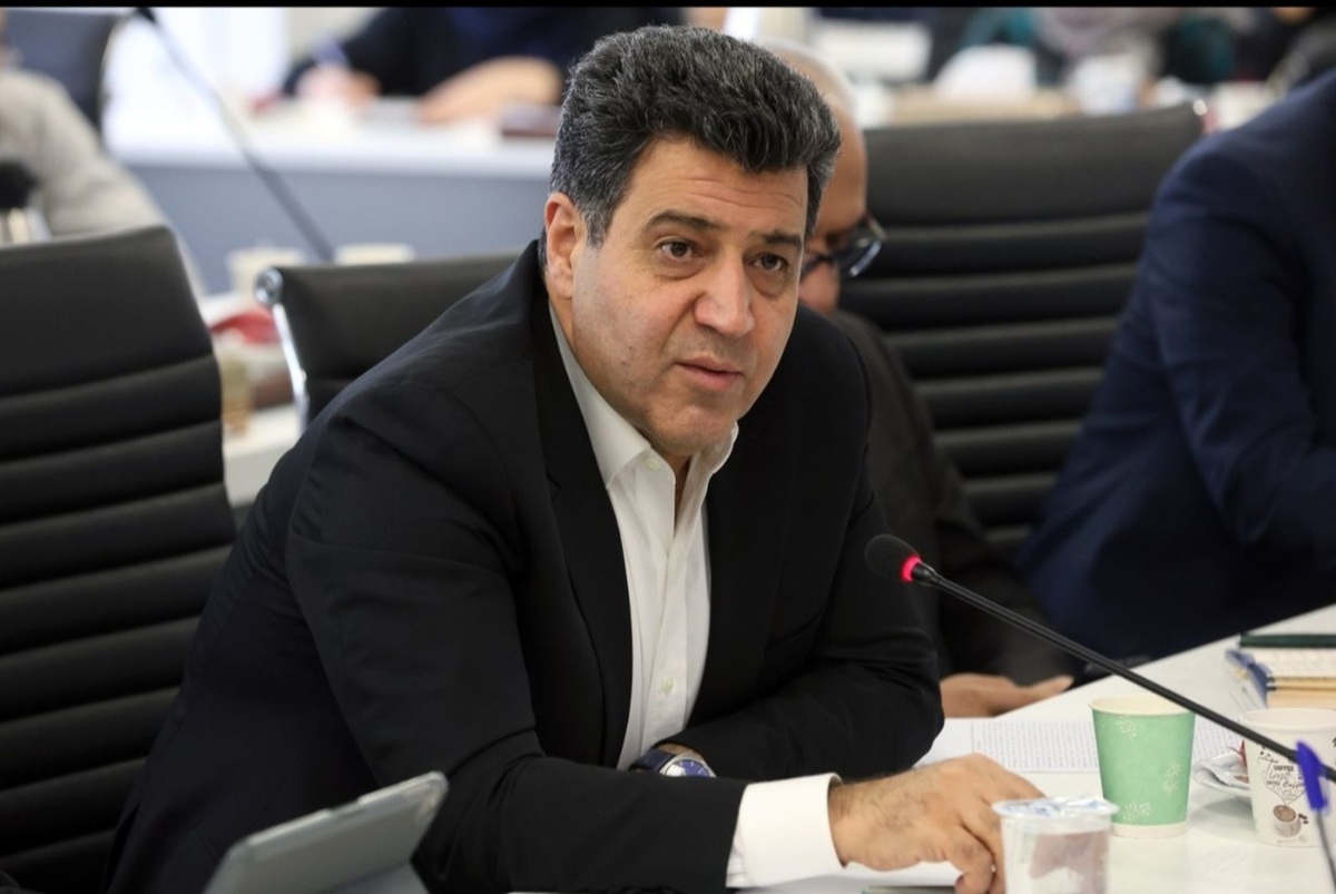 حسین سلاحورزی در نامه به ۱۰ نهاد بینالمللی: جامعه جهانی نباید در برابر تهدید امنیت اقتصادی ایران سکوت کند حسین سلاحورزی در نامه به ۱۰ نهاد بینالمللی: جامعه جهانی نباید در برابر تهدید امنیت اقتصادی ایران سکوت کند