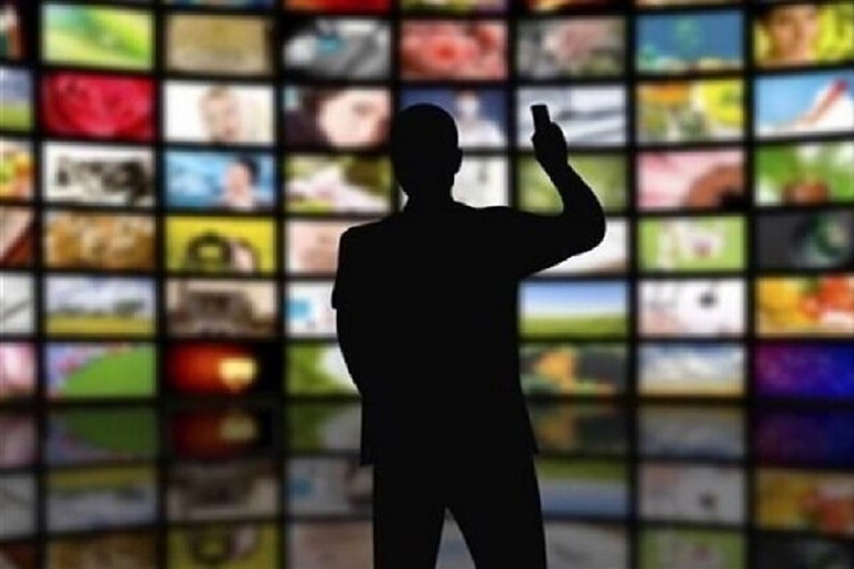 پخش روتین برنامهها در تلویزیون و نمایش خانگی پخش روتین برنامهها در تلویزیون و نمایش خانگی