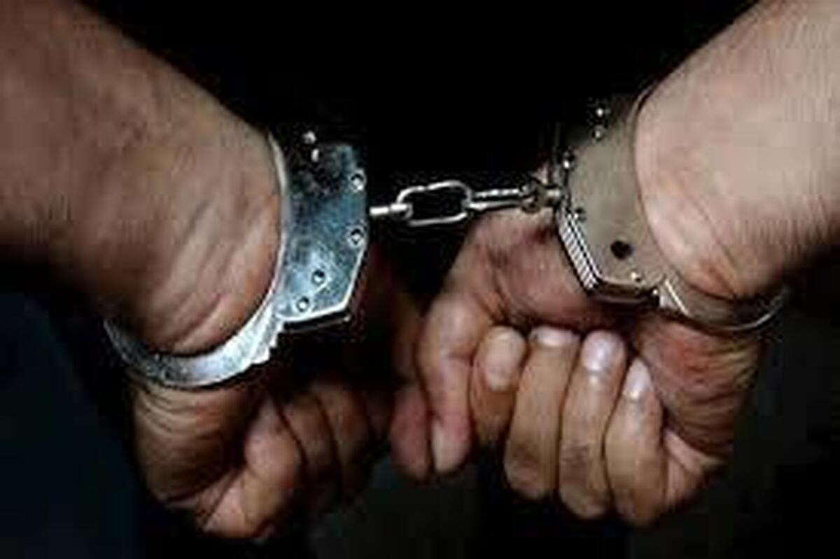 عامل اسیدپاشی و تیراندازی هوایی در شهرک دانشگاه دستگیر شد عامل اسیدپاشی و تیراندازی هوایی در شهرک دانشگاه دستگیر شد