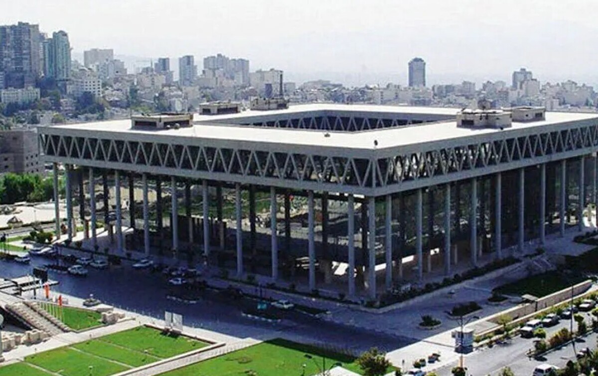دفتر جدید رئیس صداوسیما پس از حمله اسرائیل + عکس دفتر جدید رئیس صداوسیما پس از حمله اسرائیل + عکس