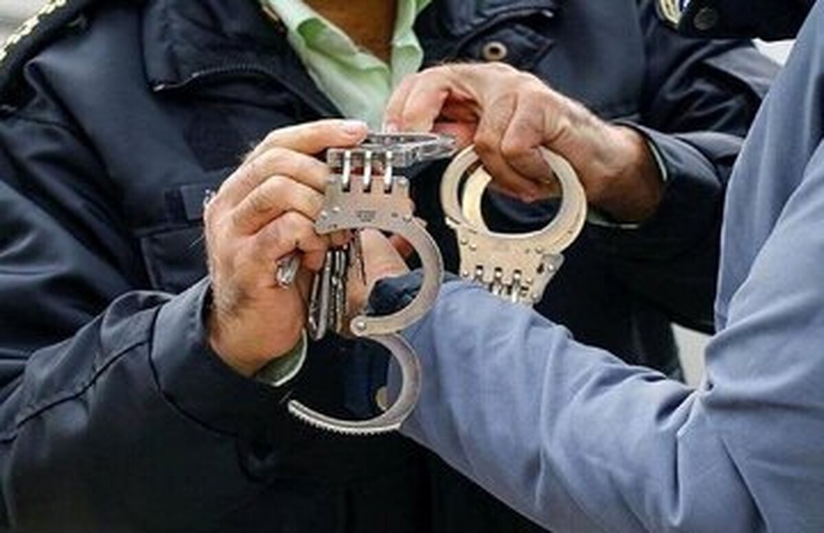 دستگیری عامل اسیدپاشی و تیراندازی هوایی در شهرک دانشگاه دستگیری عامل اسیدپاشی و تیراندازی هوایی در شهرک دانشگاه