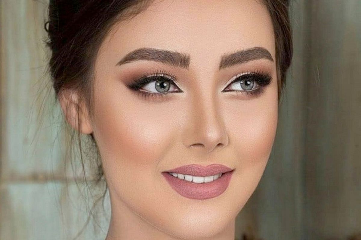 بهترین روش زاویهسازی صورت گرد/ چطور صورت گرد را با کانتورینگ حرفهای، زاویهدار و کشیده نشان دهیم؟ بهترین روش زاویهسازی صورت گرد/ چطور صورت گرد را با کانتورینگ حرفهای، زاویهدار و کشیده نشان دهیم؟