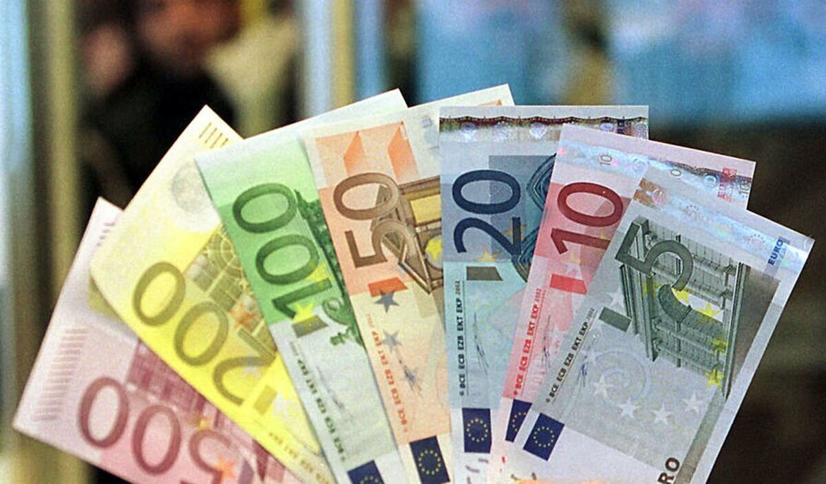 هر فرد چند یورو میتواند در اختیار داشته باشد؟ هر فرد چند یورو میتواند در اختیار داشته باشد؟