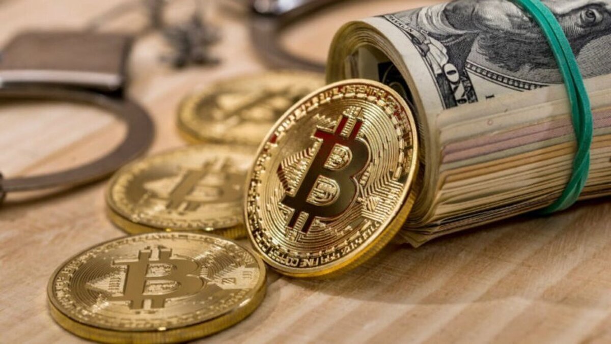 پیشبینی تحلیلگر ارشد / قیمت بیت کوین تا پایان سال به ۲۰۰ هزار دلار میرسد پیشبینی تحلیلگر ارشد / قیمت بیت کوین تا پایان سال به ۲۰۰ هزار دلار میرسد