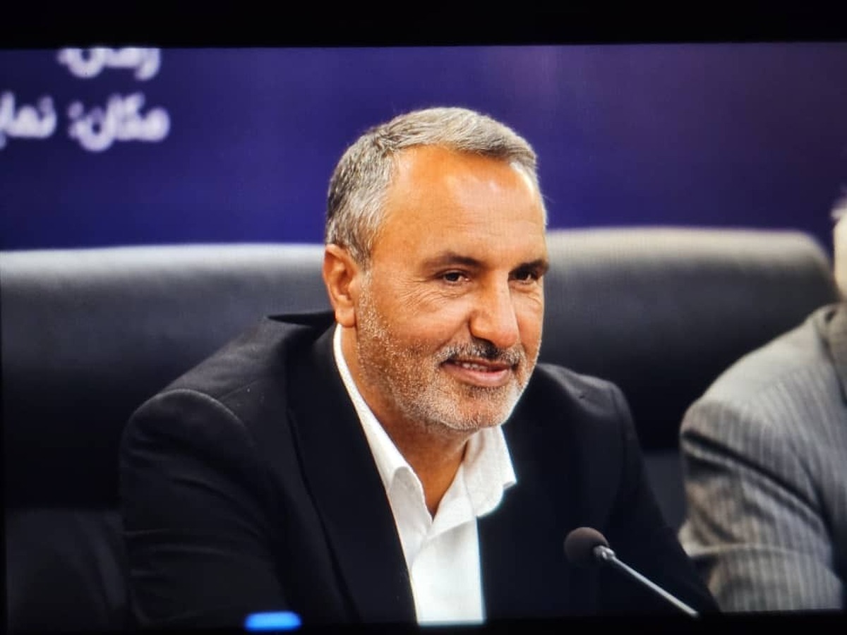دولت نباید اصناف را رقیب خود بداند دولت نباید اصناف را رقیب خود بداند
