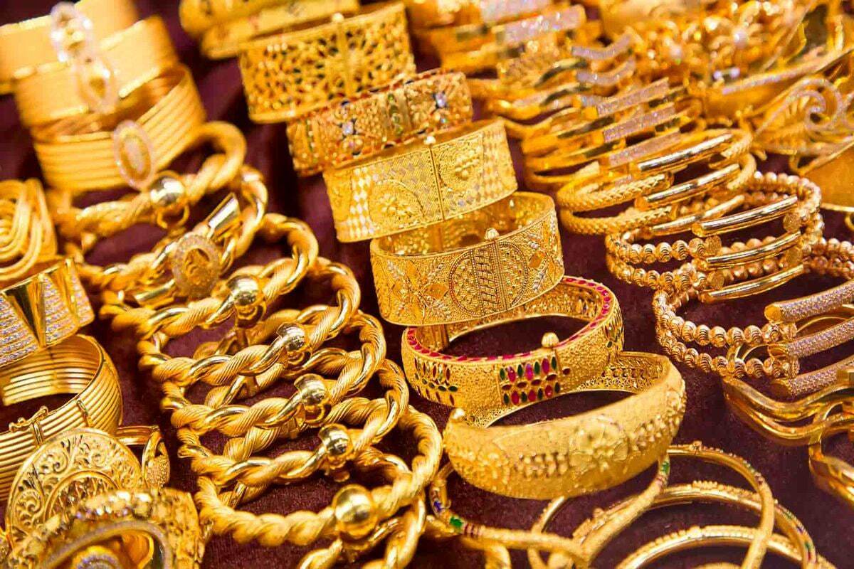 پیش بینی عجیب از قیمت طلا و دلار / طلای ۹ میلیونی و دلار ۱۲۰ هزار تومانی در راه است