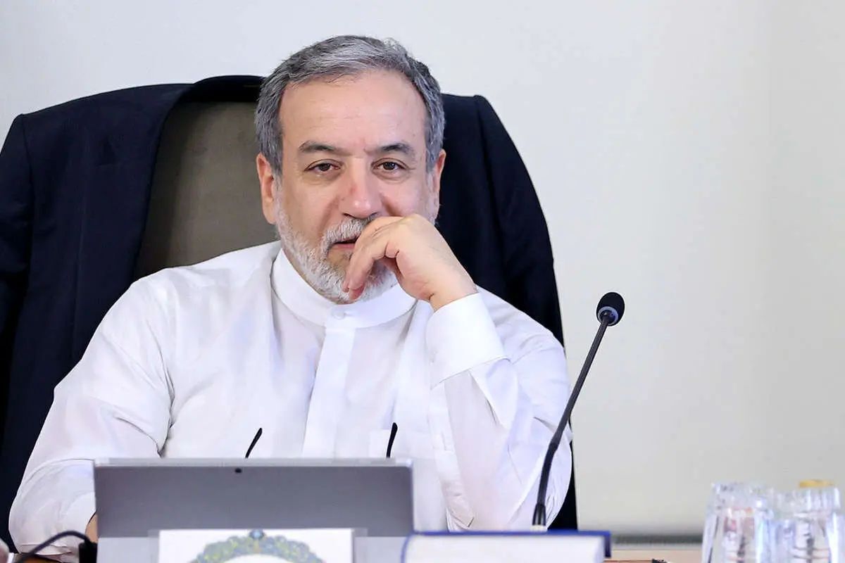 واکنش «عراقچی» به جنجال «قاسمیان» در عربستان: اجازه نمیدهیم کسی به روابط رو به جلوی روابط تهران با ریاض، آسیب بزند واکنش «عراقچی» به جنجال «قاسمیان» در عربستان: اجازه نمیدهیم کسی به روابط رو به جلوی روابط تهران با ریاض، آسیب بزند
