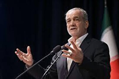 شهریارخوانی مسعود پزشکیان در عمان+ فیلم