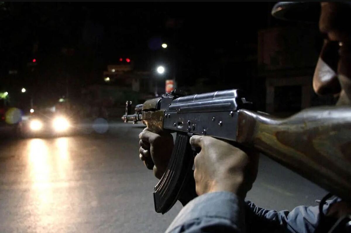 شهادت دو سرباز در بوشهر در درگیری با قاچاقچیان شهادت دو سرباز در بوشهر در درگیری با قاچاقچیان