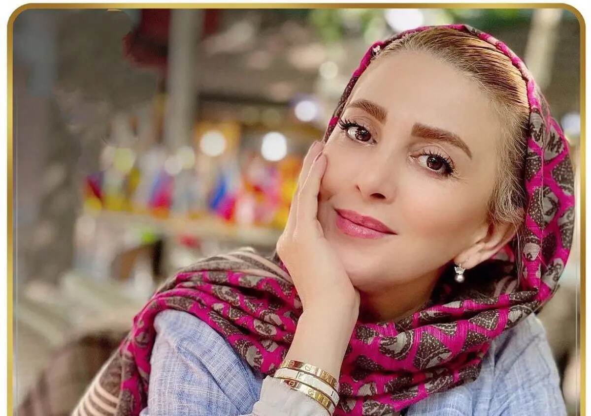 اشک‌های بی امان ژیلا صادقی مجری تلویزیون / نمی‌گذاشتن سوار هواپیما بشم؛ می‌گفتن تو لیاقت نداری! + فیلم