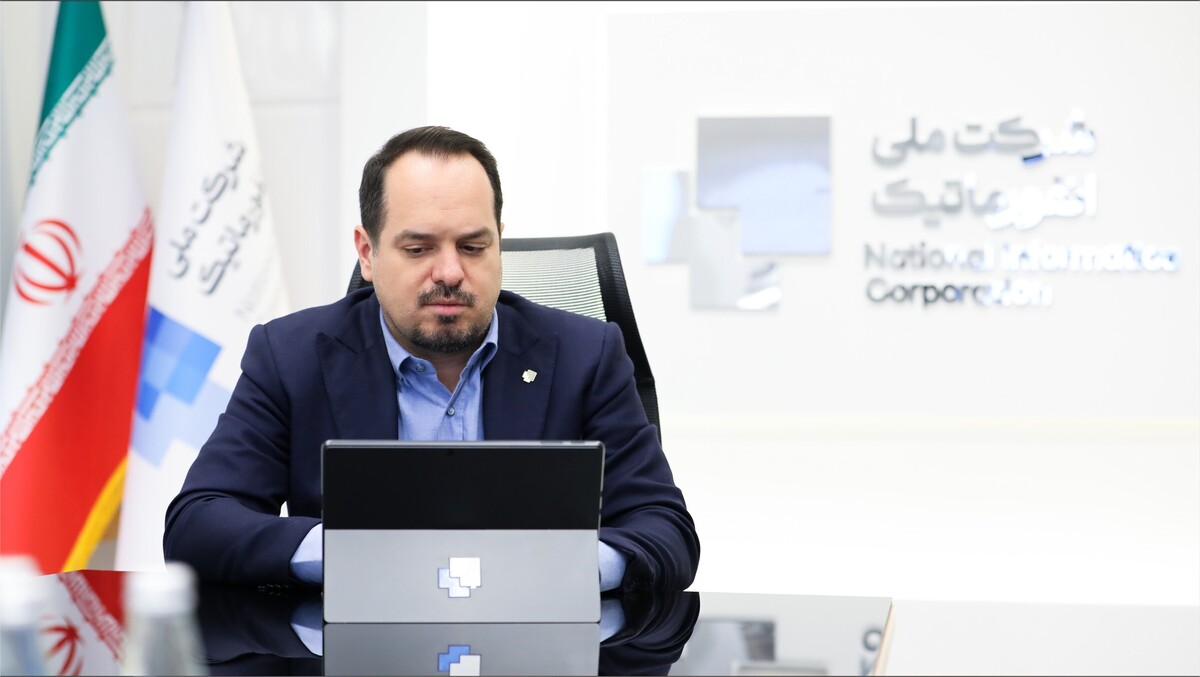 پیام تبریک دکتر ماهیار به مناسبت روز فناوری اطلاعات پیام تبریک دکتر ماهیار به مناسبت روز فناوری اطلاعات