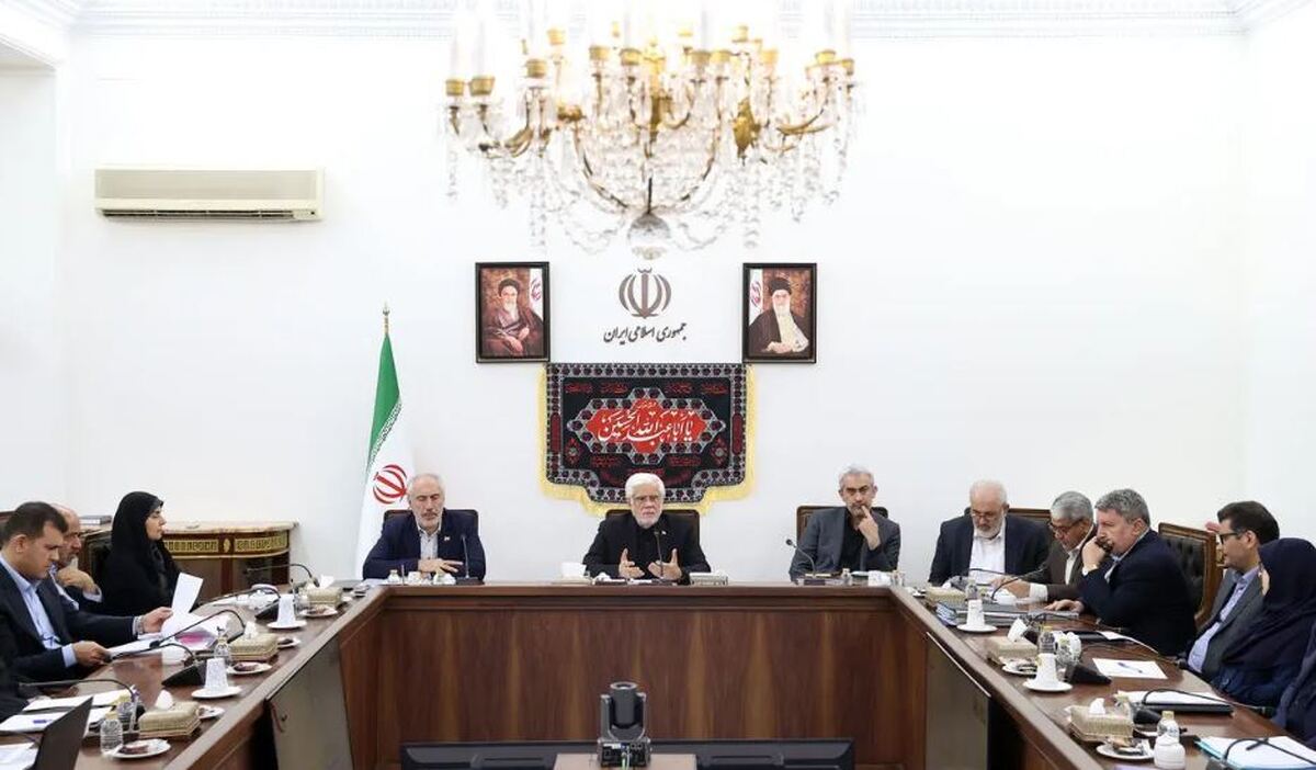 عارف: با کسی به دنبال جنگ نیستیم