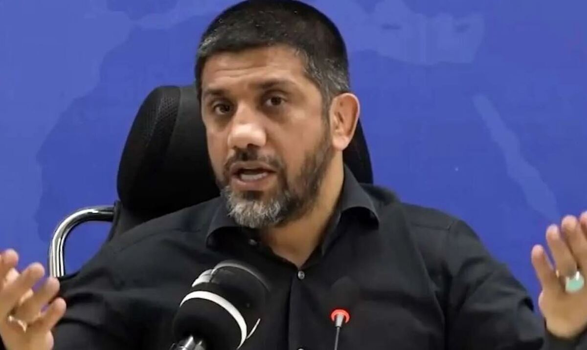 واکنش تند علیرضا دبیر به عکس یادگاری فغانی با ترامپ واکنش تند علیرضا دبیر به عکس یادگاری فغانی با ترامپ