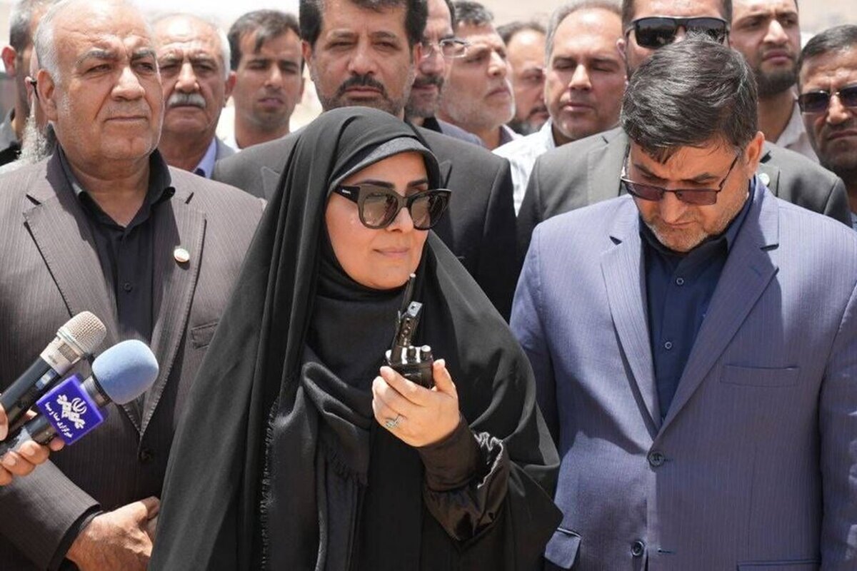 فرمان خروج ایران از رکود پساجنگ در دستان خانم وزیر! فرمان خروج ایران از رکود پساجنگ در دستان خانم وزیر!