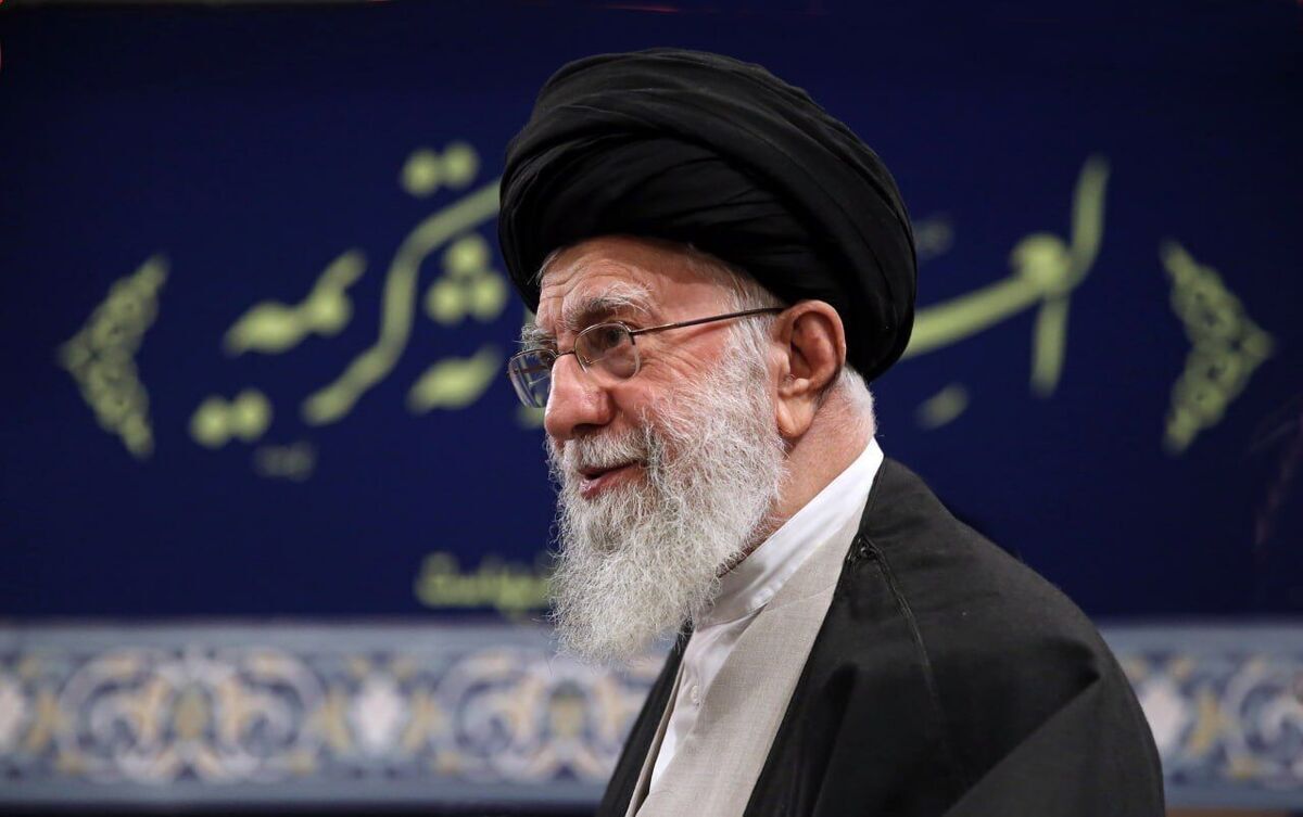 ابقای سه عضو شورای نگهبان توسط رهبر انقلاب ابقای سه عضو شورای نگهبان توسط رهبر انقلاب