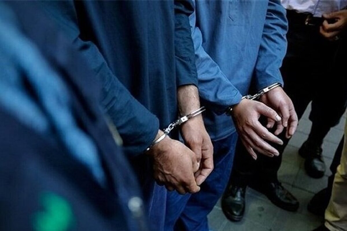 سرقت خودرو تنها در 10 ثانیه!/ باند سرقت فرد رمال متلاشی شد سرقت خودرو تنها در 10 ثانیه!/ باند سرقت فرد رمال متلاشی شد
