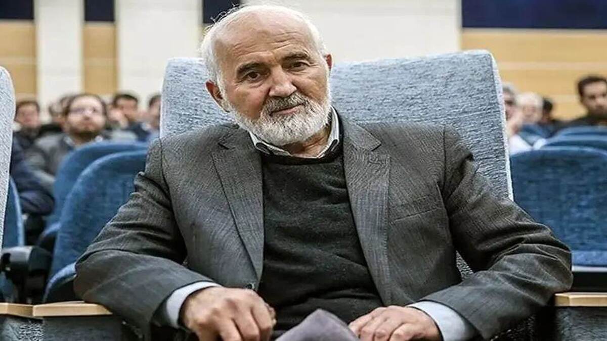 احمد توکلی کیست؟ + بیوگرافی و سوابق احمد توکلی کیست؟ + بیوگرافی و سوابق