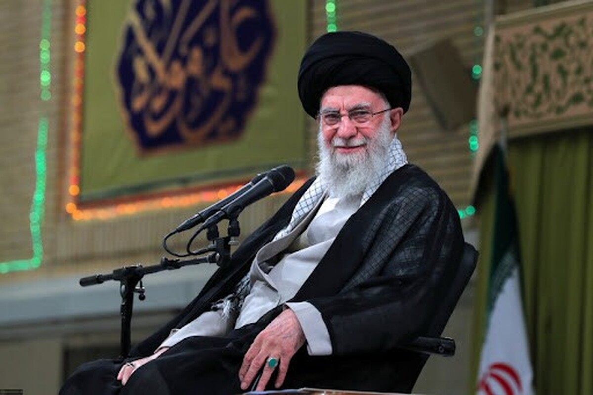 گزارش وضعیت سلامتی رهبر انقلاب توسط عضو دفتر رهبری + فیلم گزارش وضعیت سلامتی رهبر انقلاب توسط عضو دفتر رهبری + فیلم
