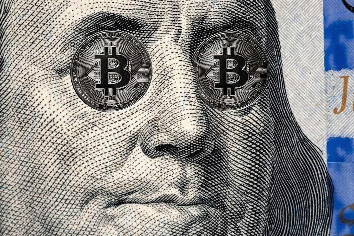 بیتکوین رکورد زد؛ آلتکوینها در مسیر سقوط بیتکوین رکورد زد؛ آلتکوینها در مسیر سقوط