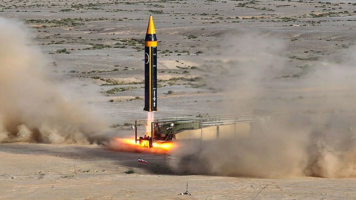 بازسازی لحظه شلیک لانچرهای موشکی ایران توسط هوش مصنوعی + فیلم