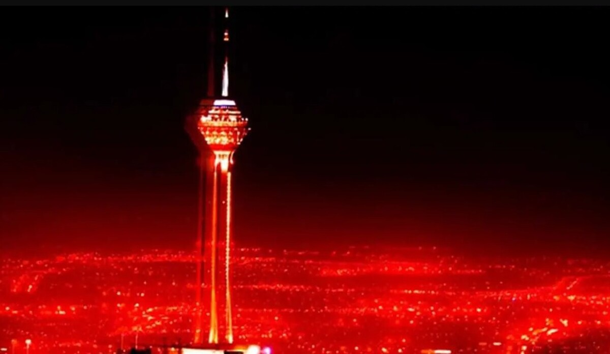 بلندگوهای آژیر وضعیت قرمز در تهران نصب شد + فیلم بلندگوهای آژیر وضعیت قرمز در تهران نصب شد + فیلم