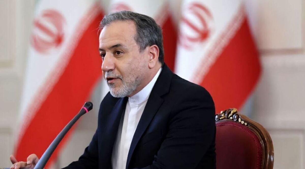 بازدید عراقچی از صدا و سیما