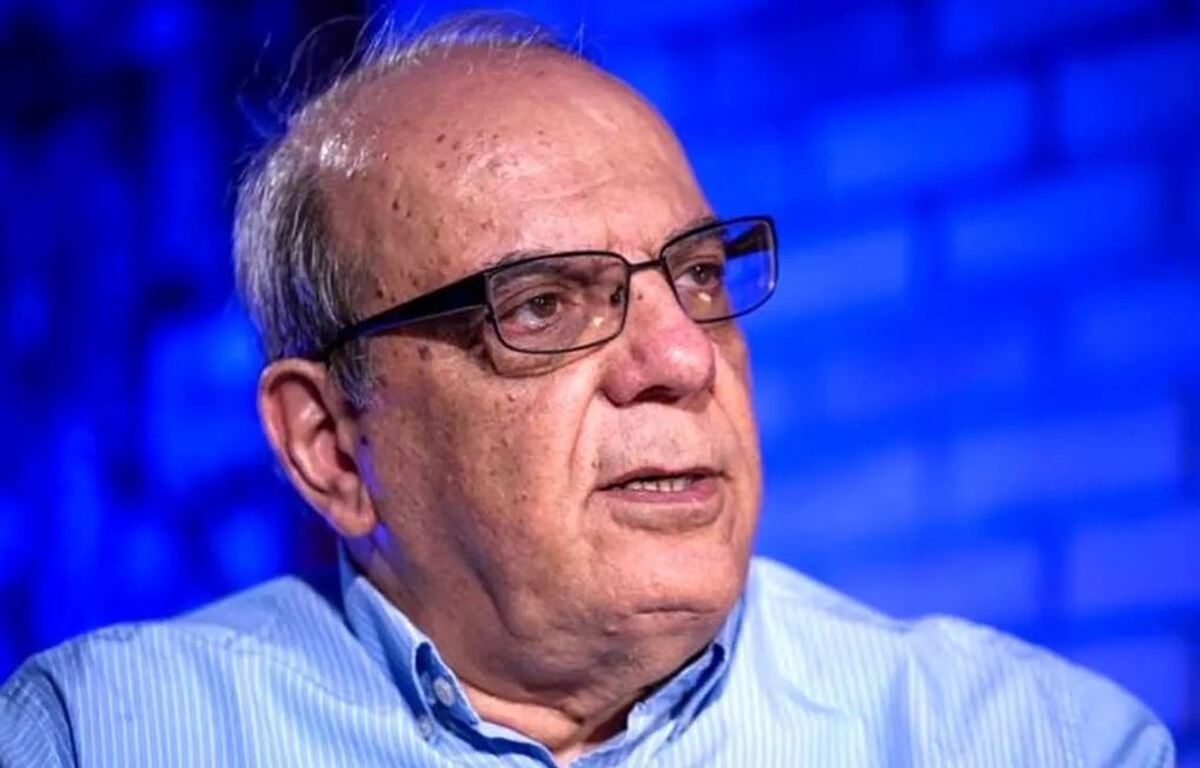 تحلیل عباس عبدی از استعفای کاظم صدیقی: مجبورش کردند استعفا دهد تحلیل عباس عبدی از استعفای کاظم صدیقی: مجبورش کردند استعفا دهد