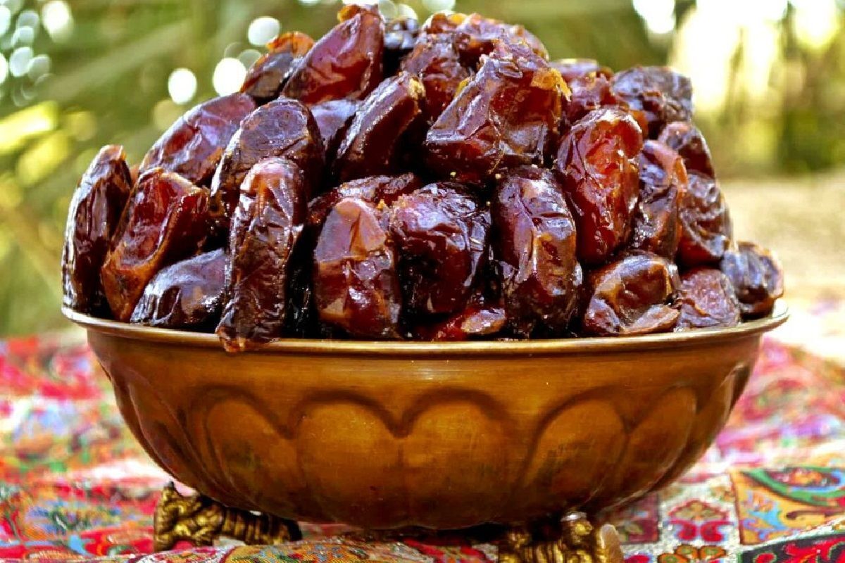 قیمت خرما در میادین میوه و تره‌بار هم افزایش یافت؟+ لیست قیمت انواع خرما