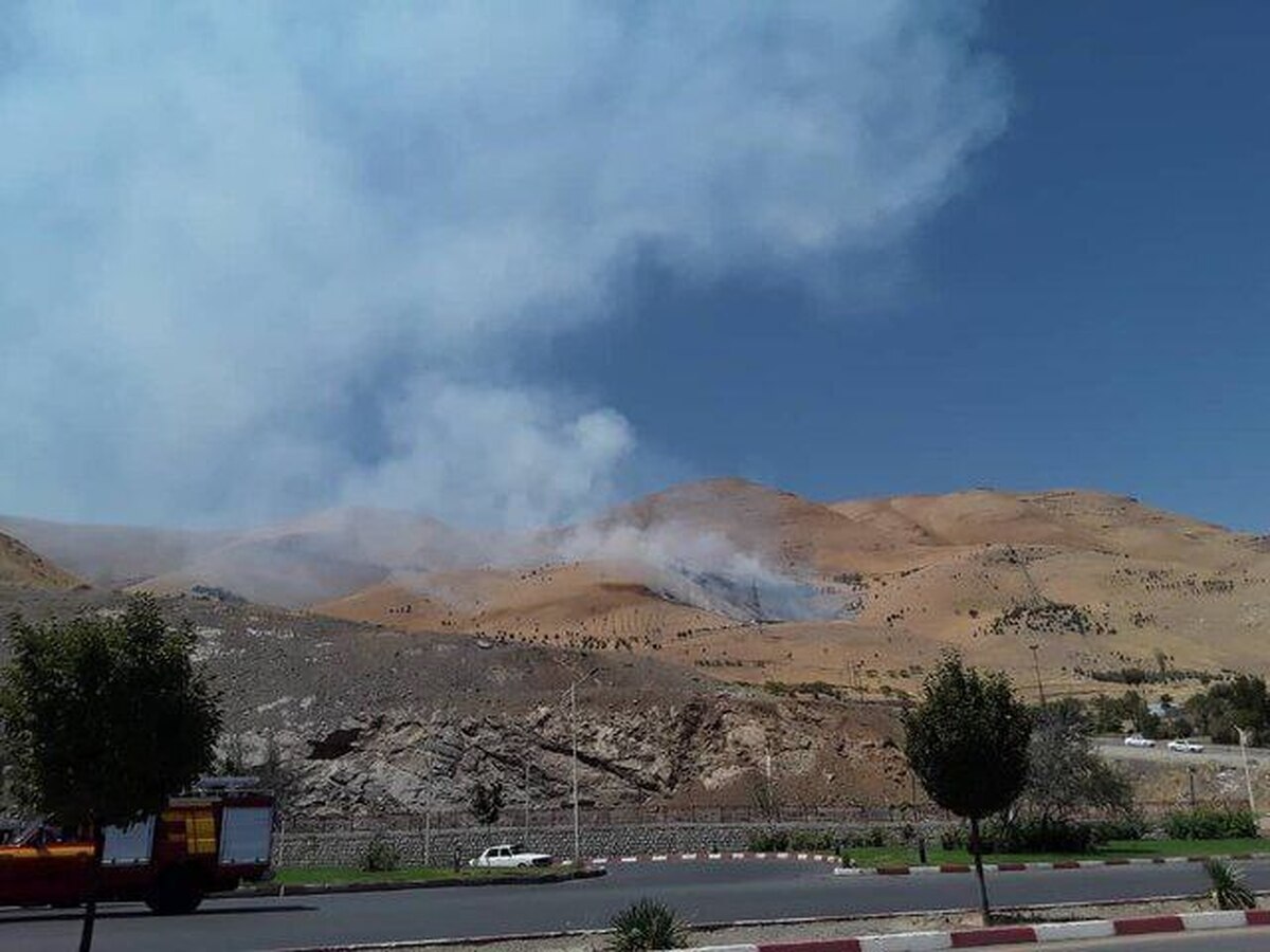 آتشسوزی گسترده در کوه آبیدر سنندج آتشسوزی گسترده در کوه آبیدر سنندج