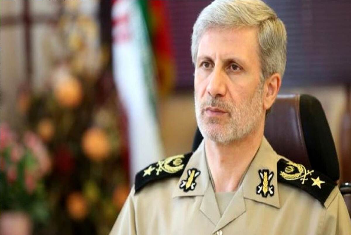 فرمانده کل ارتش پیغام داد فرمانده کل ارتش پیغام داد