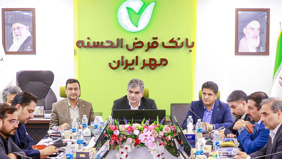 «سرزمین هوشمند مهر» قلب تپنده تحول خدمات بانکی تا افق ۱۴۰۶ «سرزمین هوشمند مهر» قلب تپنده تحول خدمات بانکی تا افق ۱۴۰۶