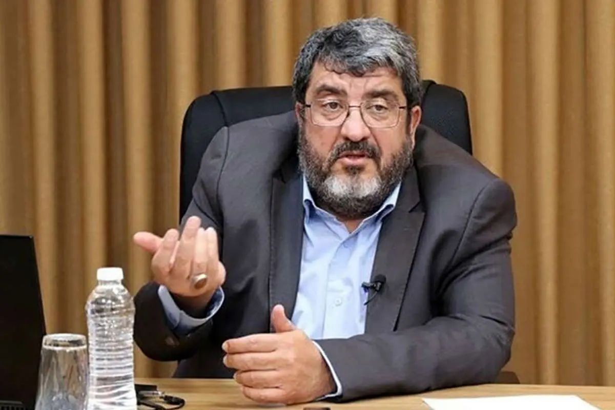 فواد ایزدی از احتمال حمله دوباره آمریکا به ایران میگوید فواد ایزدی از احتمال حمله دوباره آمریکا به ایران میگوید