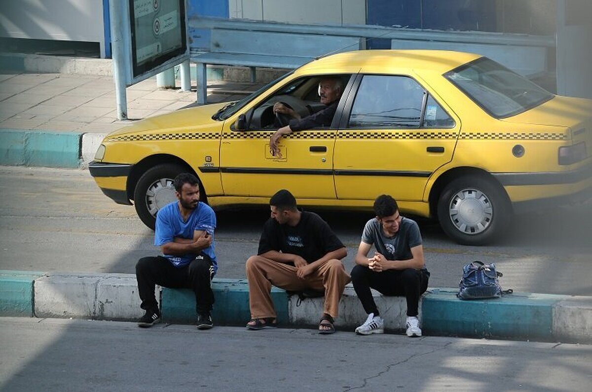 خروج کارگران افغانستانی مزد کارگران ایرانی را افزایش داد؟ خروج کارگران افغانستانی مزد کارگران ایرانی را افزایش داد؟