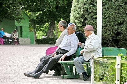فیش های حقوقی بازنشستگان قابل رویت نیست/ماجرا چیست؟