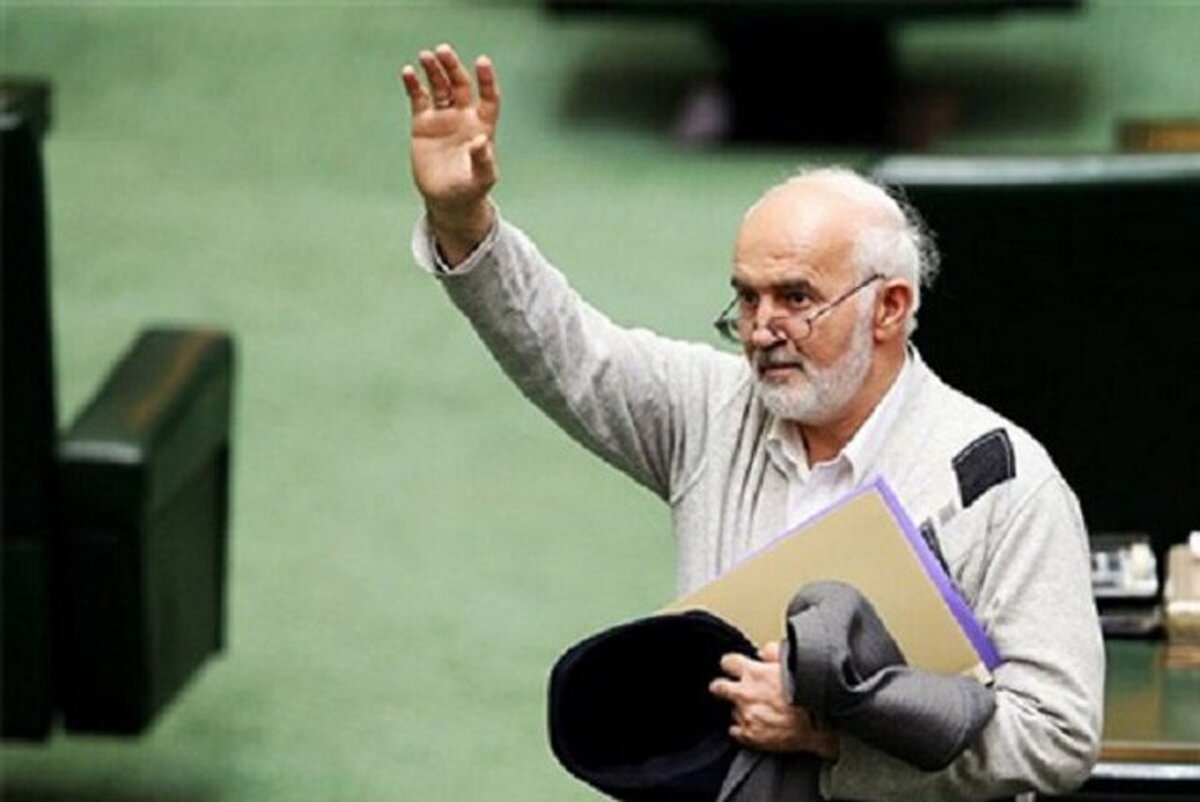 تصاویر ناراحت کننده از خاکسپاری پیکر احمد توکلی تصاویر ناراحت کننده از خاکسپاری پیکر احمد توکلی