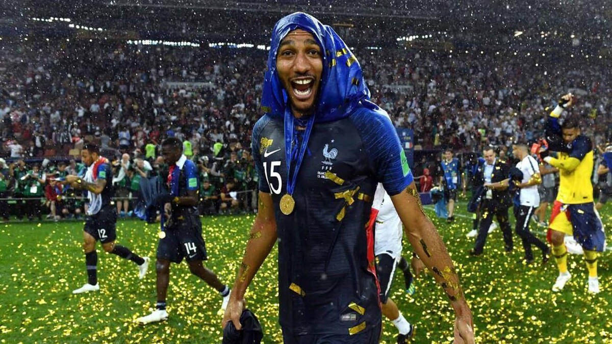 ستاره جنجالی سپاهان پرسپولیسی میشود؟ ستاره جنجالی سپاهان پرسپولیسی میشود؟