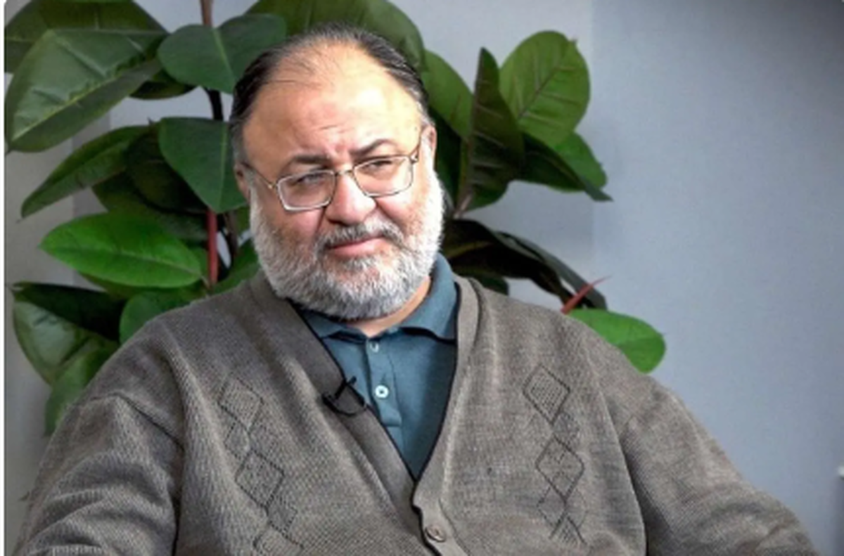 صادق کوشکی، باران، بی حجابی و واکنش مردم/راست میگه کوشکی؛ جنگلهای آمازون پر از قبایل محجبه است! صادق کوشکی، باران، بی حجابی و واکنش مردم/راست میگه کوشکی؛ جنگلهای آمازون پر از قبایل محجبه است!