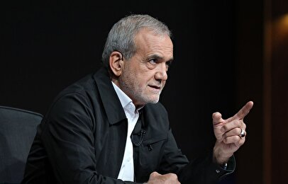 هشدار روزنامه اطلاعات به پزشکیان: باید انتخاب کنید، وقتی برای تلف کردن نمانده